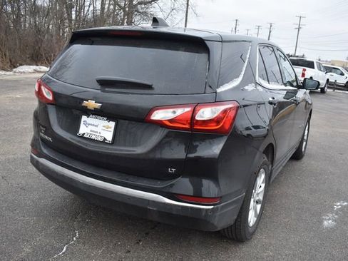 Used 2020 Chevrolet Equinox LT image 3