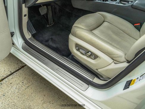 Used 2015 Rolls-Royce Ghost image 38