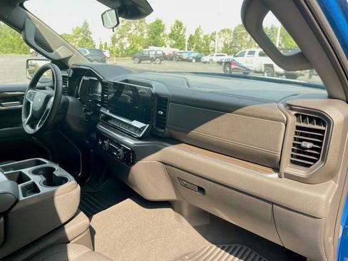 Used 2023 Chevrolet Silverado 1500 RST AWD/4WD image 28