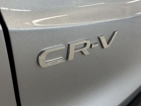Used 2025 Honda CR-V LX image 11