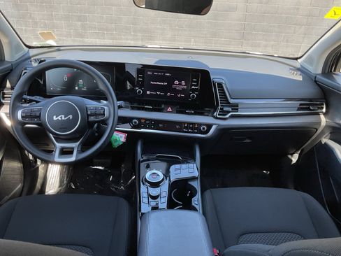 Used 2023 Kia Sportage LX FWD image 15