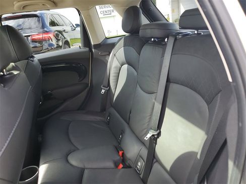 Used 2019 MINI Cooper S image 10