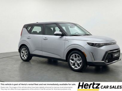 Used 2025 Kia Soul LX w/ LX Technology Package