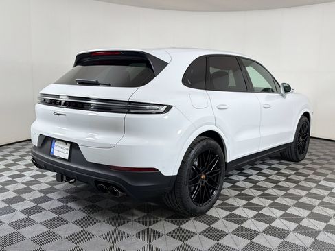 Used 2026 Porsche Cayenne AWD/4WD image 10