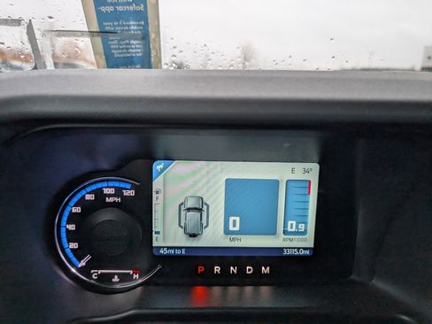 Used 2021 Ford Bronco Black Diamond image 16