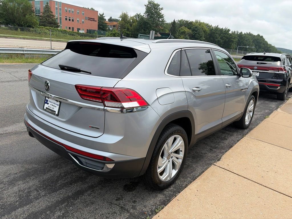 Used 2021 Volkswagen Atlas Cross Sport SEL AWD/4WD image 6