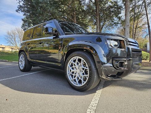 Used 2024 Land Rover Defender 110 V8 image 82