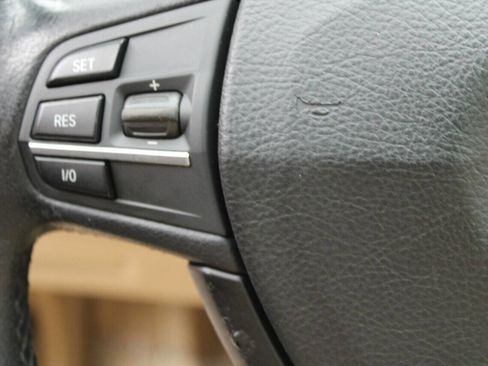 Used 2011 BMW 535i xDrive Sedan image 37