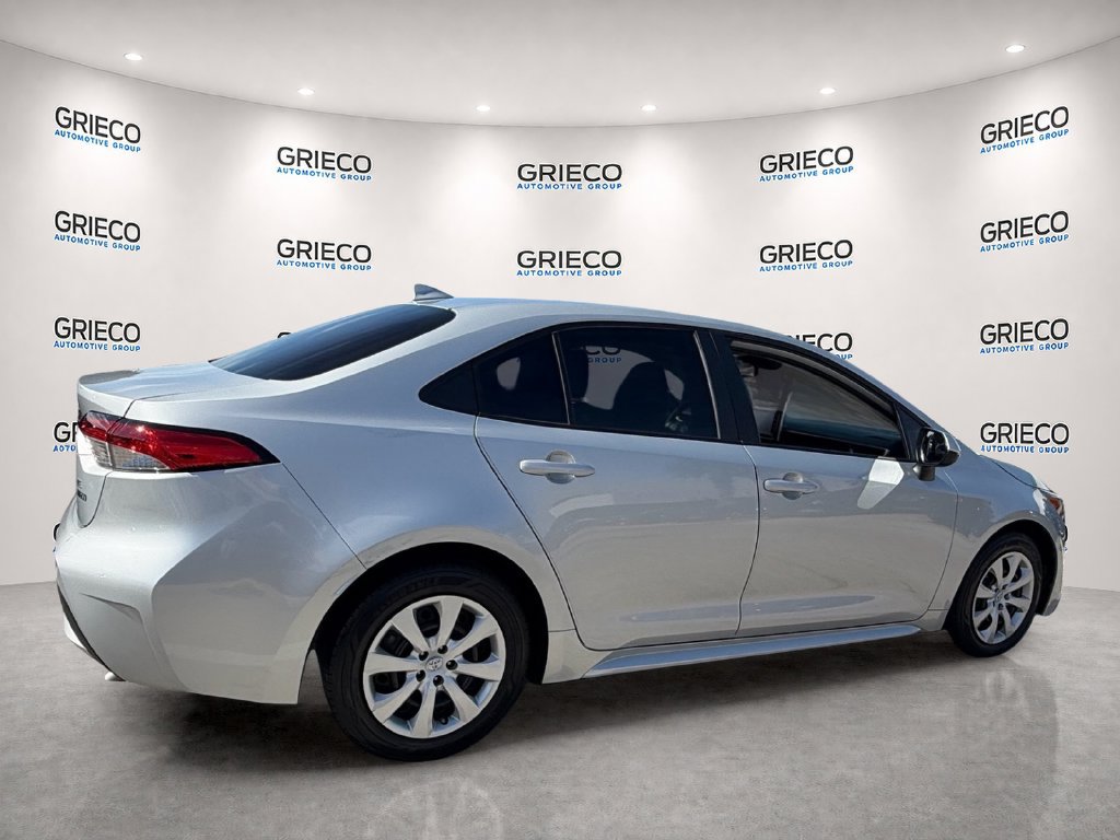 Used 2021 Toyota Corolla LE FWD image 7