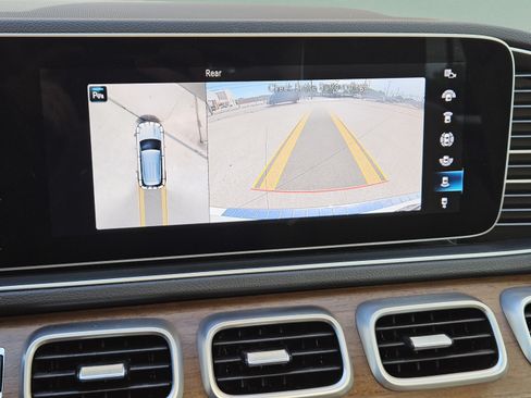 Used 2022 Mercedes-Benz GLE 350 w/ AMG Line Exterior image 15