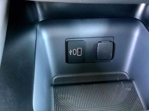 New 2026 Ford Explorer Active image 19