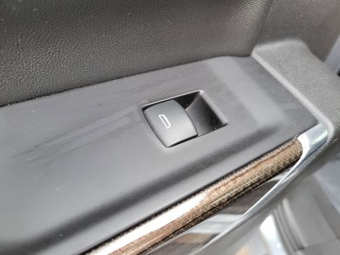 Used 2019 Chevrolet Silverado 1500 LT Trail Boss image 14