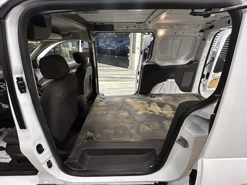 Used 2018 Ford Transit Connect XLT image 40