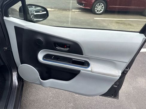 Used 2013 Toyota Prius C Two FWD image 20