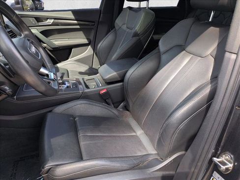 Used 2019 Audi SQ5 Prestige w/ Prestige Package AWD/4WD image 16