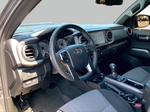 Used 2023 Toyota Tacoma TRD Sport RWD image 17