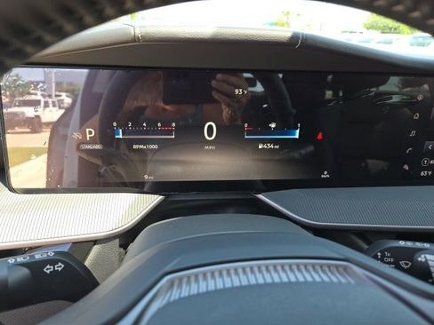 Certified 2025 Nissan Murano SV w/ Cargo Package image 17