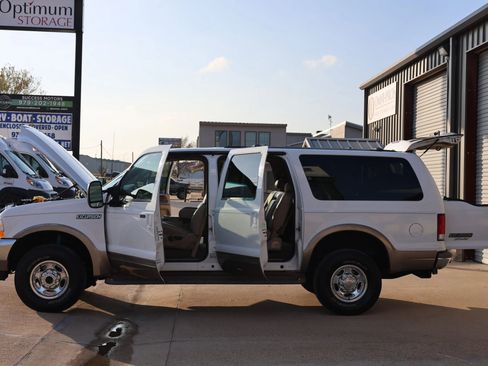 Used 2001 Ford Excursion Limited image 17