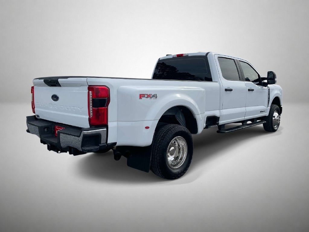 Used 2023 Ford F350 XL w/ 360-Degree Camera Package AWD/4WD image 3