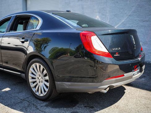 Used 2014 Lincoln MKS image 13