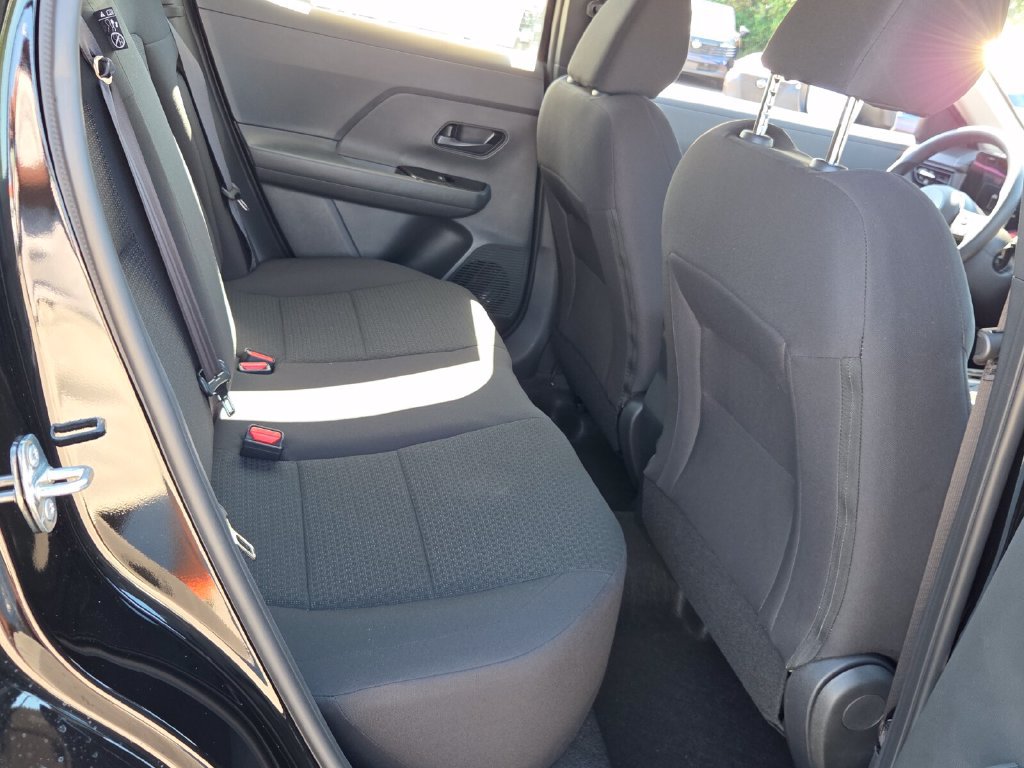 New 2027 Nissan Kicks S FWD image 15