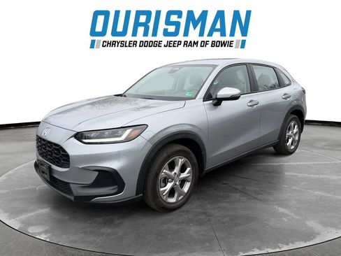 Used 2023 Honda HR-V LX image 2