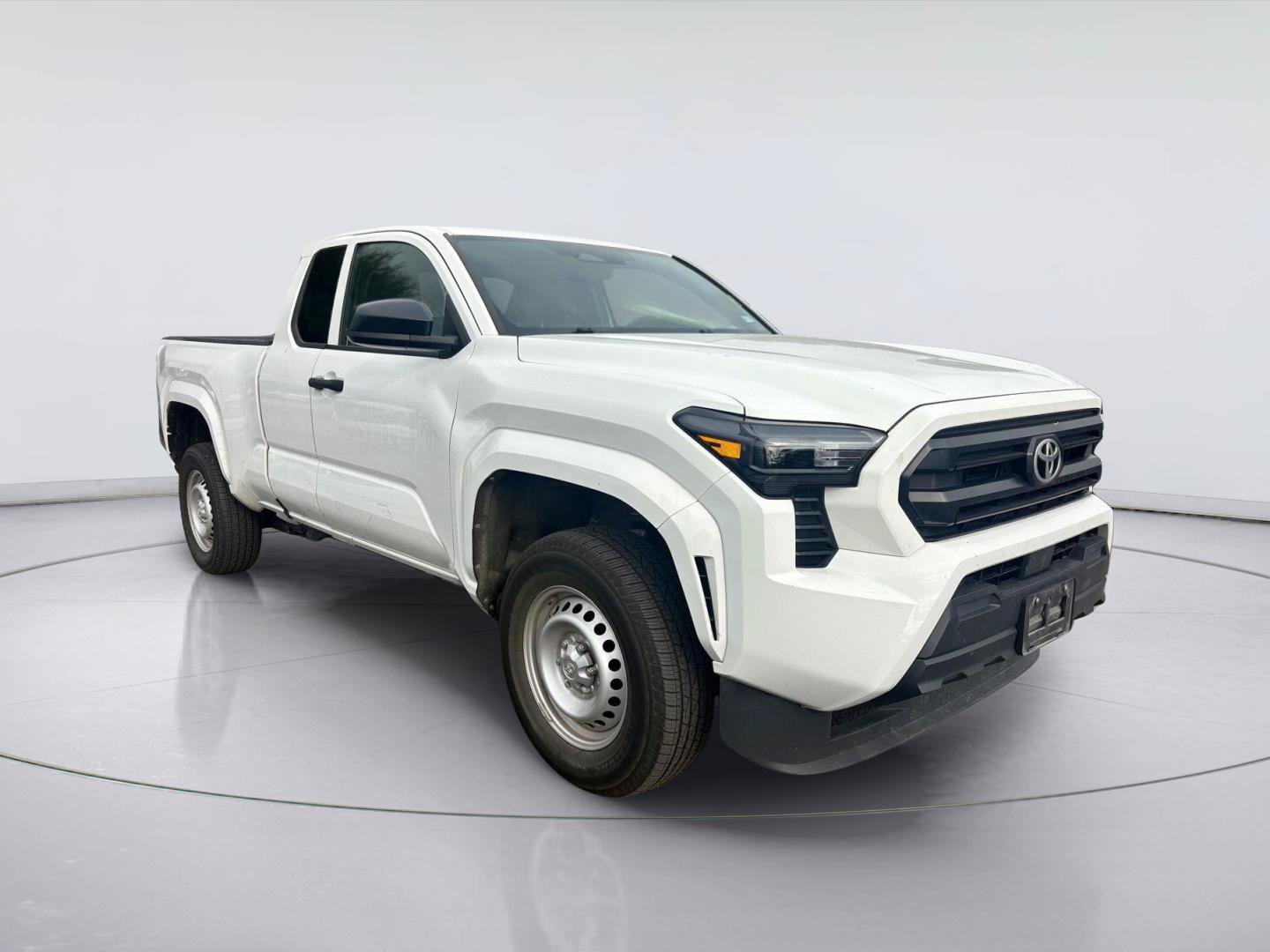 Used 2025 Toyota Tacoma SR RWD image 1