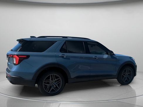 New 2026 Ford Explorer ST-Line image 32