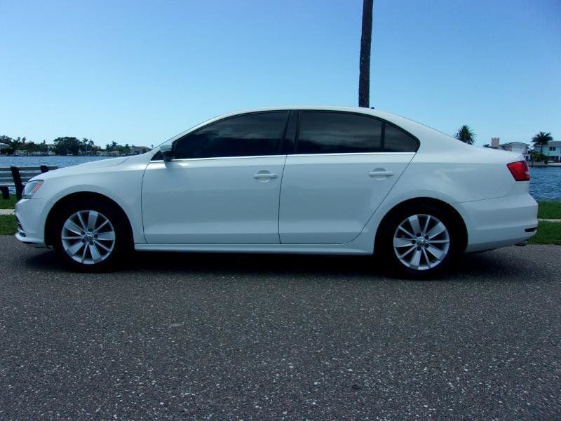 Used 2015 Volkswagen Jetta SE FWD image 6