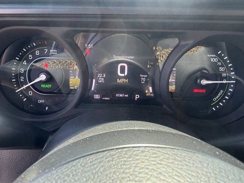 Used 2024 Jeep Wrangler Unlimited AWD/4WD image 31