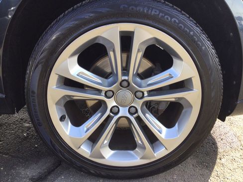 Used 2015 Audi Q3 2.0T Prestige w/ Prestige Package image 44