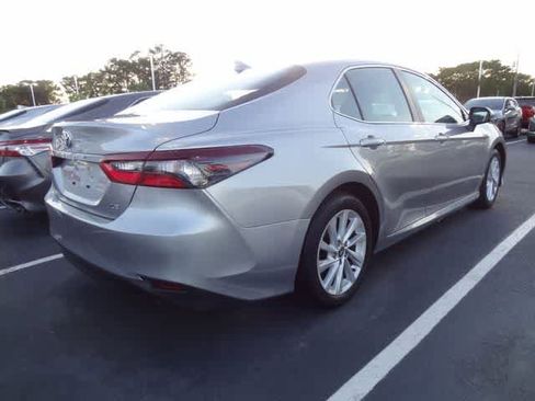 Used 2024 Toyota Camry LE FWD image 7