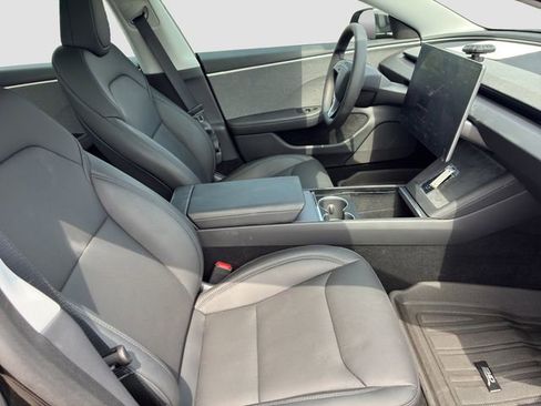 Used 2025 Tesla Model 3 Long Range RWD image 19