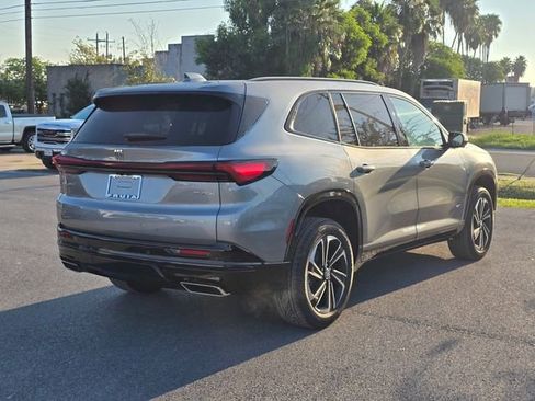 New 2026 Buick Enclave Sport Touring w/ LPO, Floor Liner Package image 5