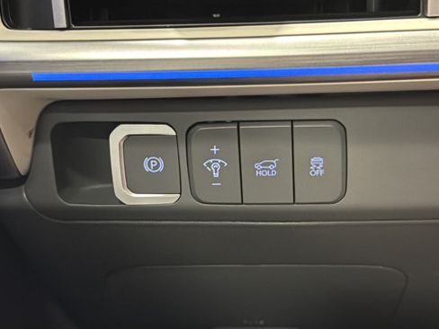 Used 2024 Hyundai Santa Fe Calligraphy AWD/4WD image 32