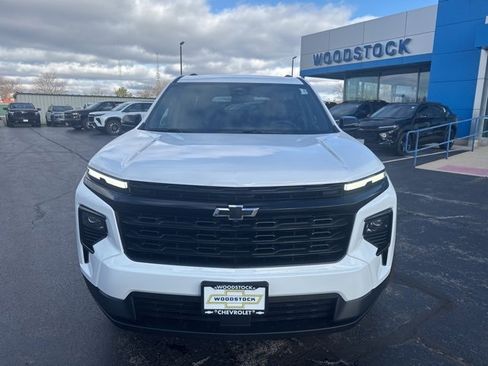 New 2026 Chevrolet Traverse LT w/ Midnight/Sport Edition image 8