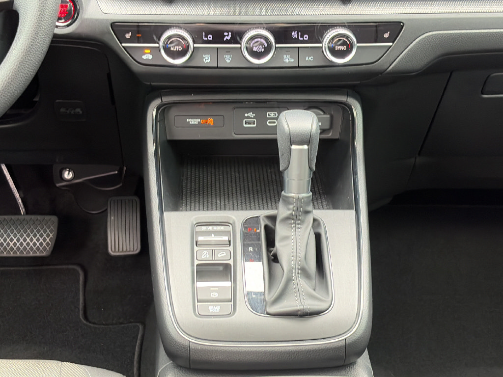 Used 2025 Honda CR-V EX image 15