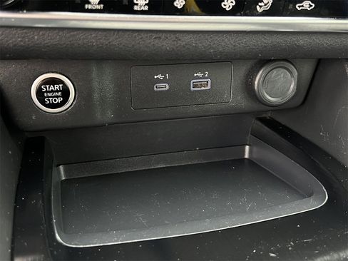 Certified 2023 Nissan Rogue SV image 19