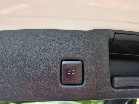Used 2024 Ford Escape ST-Line w/ Tech Pack #1 AWD/4WD image 50