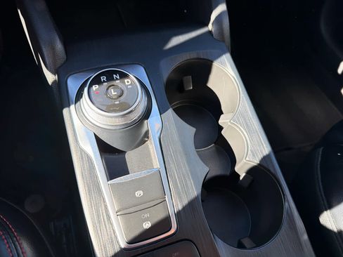 Used 2024 Ford Escape ST-Line image 23