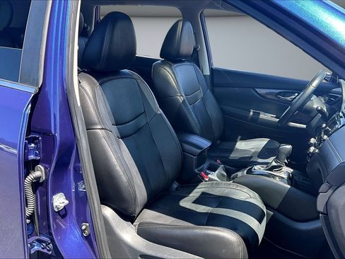 Used 2019 Nissan Rogue SL w/ Premium Package FWD image 29