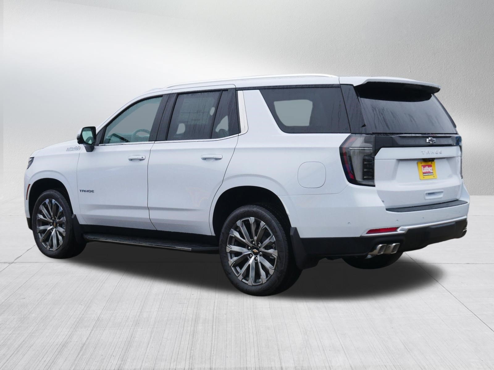 New 2026 Chevrolet Tahoe High Country w/ Sun And Tow Package AWD/4WD image 2