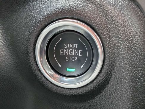 Used 2025 Chevrolet Silverado 1500 Custom AWD/4WD image 26