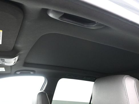 Used 2023 Cadillac XT6 Premium Luxury image 29