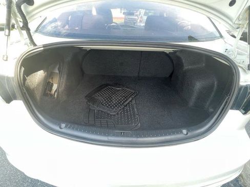 Used 2010 MAZDA MAZDA3 s Sport FWD image 13