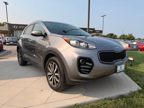 Used 2017 Kia Sportage EX w/ EX Premium Package AWD/4WD image 11