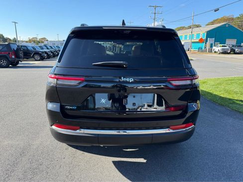 Used 2023 Jeep Grand Cherokee 4WD 4xe w/ Luxury Tech Group II image 7