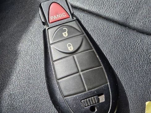 Used 2014 Jeep Cherokee Trailhawk w/ Leather Interior Group AWD/4WD image 38