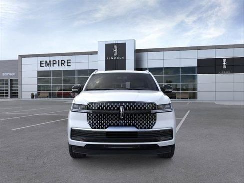 New 2026 Lincoln Navigator L Reserve AWD/4WD image 6
