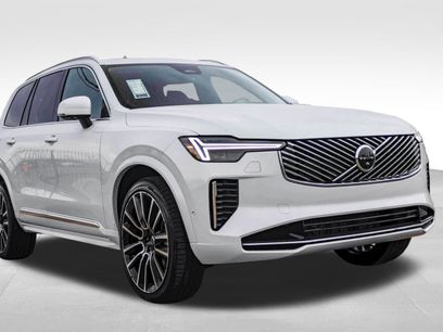 New 2026 Volvo XC90 B6 Ultra w/ Lounge Package
